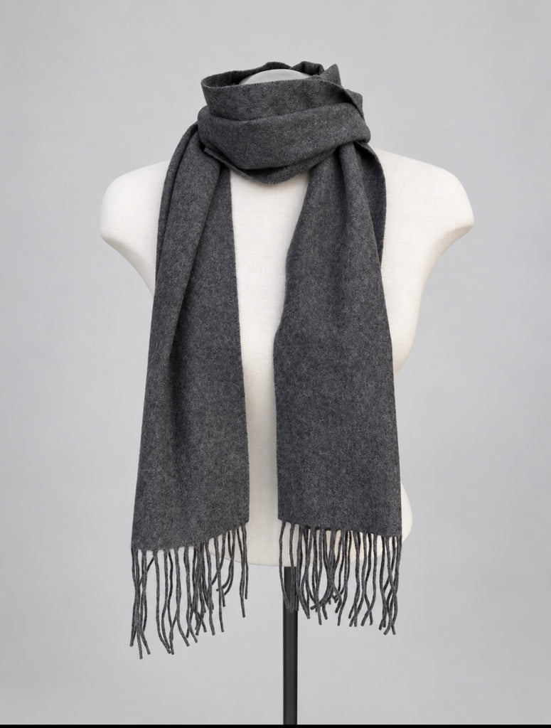 Vintage grey Enzo Mantovani cashmere scarf displayed on white mannequin